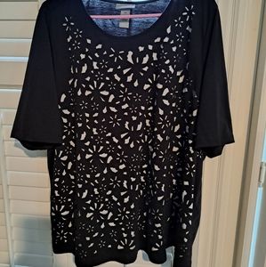 Catherine's 2x black cutout shirt with white lining